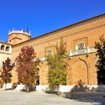 Colores de otoño en el Palacio Arzobispal Colores de otoño en el Palacio Arzobispal