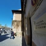 Turistas «asaltados» por promotores de visitas a la sombra de Cervantes