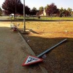 Botellón en el parque del colegio San Ignacio de Loyola