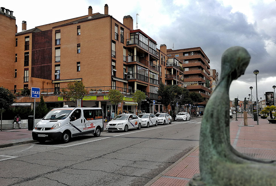 Centímetro junio Esquivar Alcalá Radio Taxi ha realizado más de mil traslados gratuitos de sanitarios  durante la pandemia | Alcalá Hoy