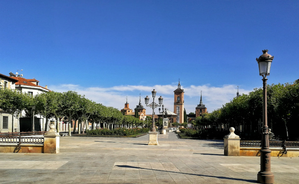 La Plaza de Cervantes por fin despejada
