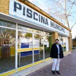 Vox culpa a Piquet del posible cierre de las piscinas mientras la Policía acude por los carteles de protesta