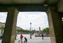 Vista de la Plaza de Cervantes desde la Calle Mayor