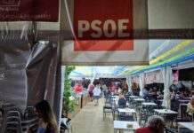 El vino del PSOE de Alcalá retrata el rechazo de la militancia a Rodríguez Palacios: caseta vacía y sin respaldo de Madrid