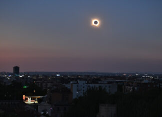 Eclipse solar total del 12 de agosto desde Alcalá de Henares
