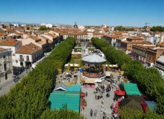 Vista de la Plaza de Cervantes desde la torre de Santa María Vista de la Plaza de Cervantes desde la torre de Santa María